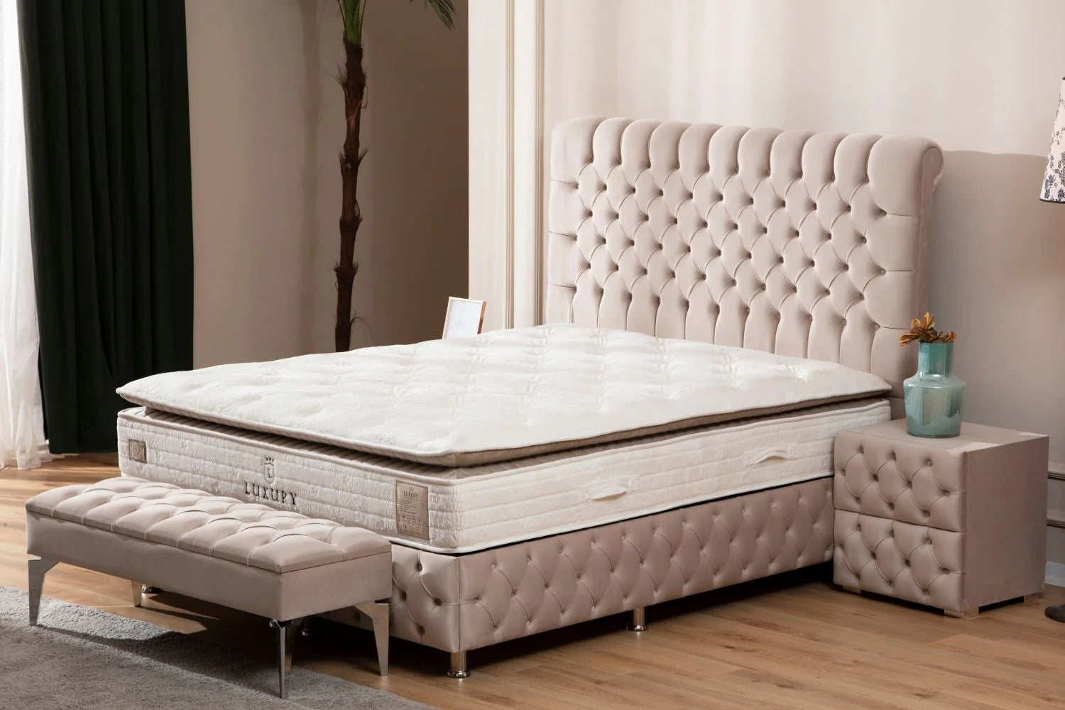 Lit Coffre LUNA BEIGE - Velours Capitonné