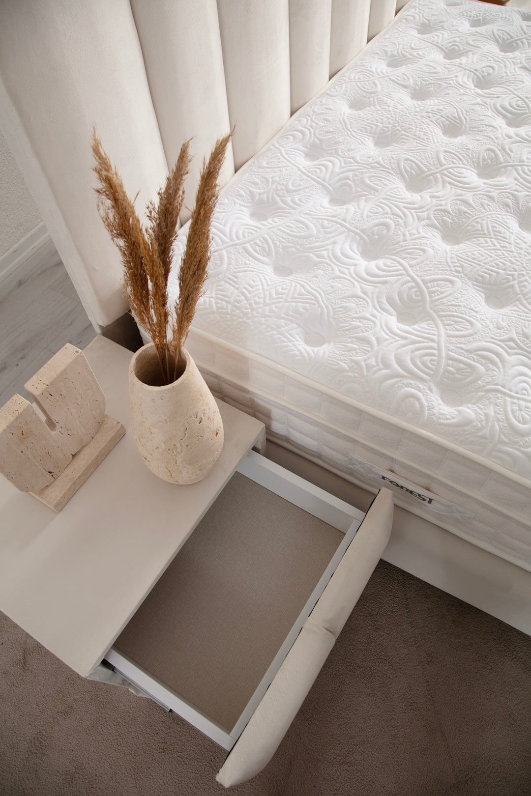 Lit Coffre MAGNUM BLANC CASSÉ - Velours